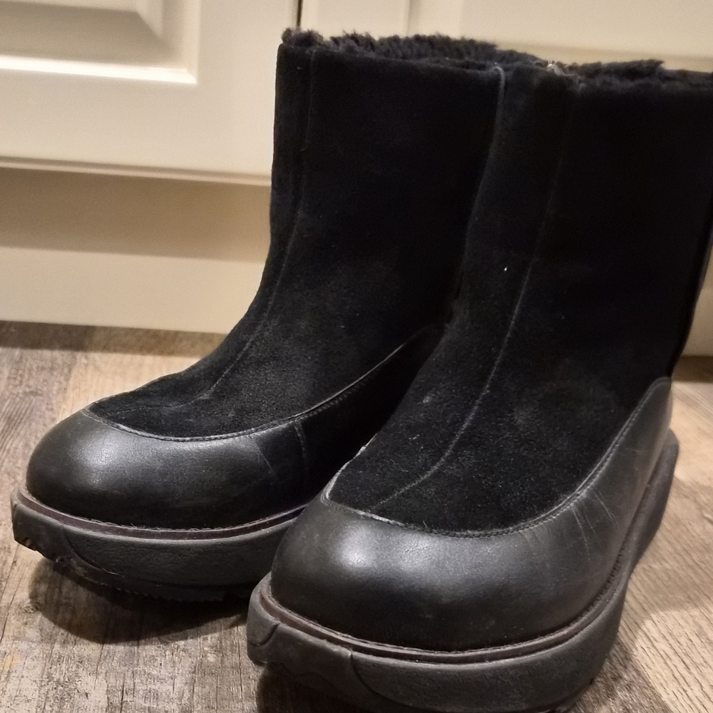 Fitflop ELIN Suede Black Boots